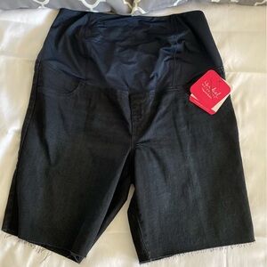 Isabel Maternity Crossover Panel Bermuda Shorts